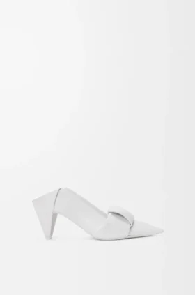 Origami-pumps med klaff bak i lammeskinn