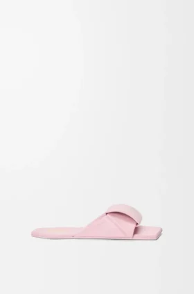 Origami-sandaler i lammeskinn