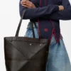 Panta Medium Puzzle Fold-tote i skinnende kalveskinn Panta Medium Puzzle Fold-tote i skinnende kalveskinn