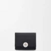 Pebble-lommebok med tre folder i kalveskinn med Pebble-struktur