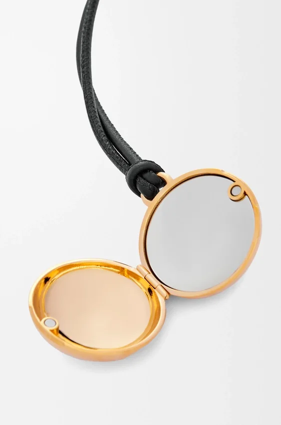 Pebble-medaljong Pebble-medaljong