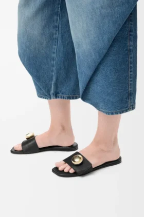 Pebble-sandaler i mykt kalveskinn Pebble-sandaler i mykt kalveskinn