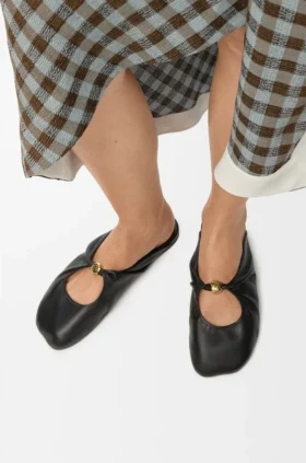 Pebble Soft-mule i nappa-lammeskinn