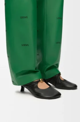 Pebble Soft-mule i nappa-lammeskinn
