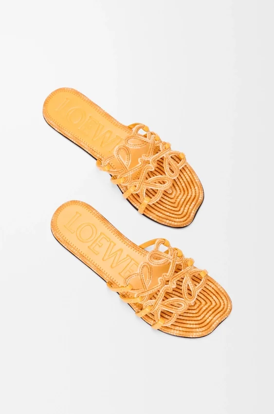 Petal Anagram-sandaler i brodert lerret Petal Anagram-sandaler i brodert lerret