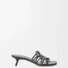 «Petal Anagram»-sandaler i mykt kalveskinn «Petal Anagram»-sandaler i mykt kalveskinn