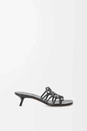 «Petal Anagram»-sandaler i mykt kalveskinn