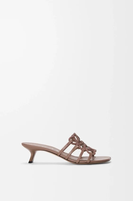 Petal Anagram-sandaler i semsket skinn med strass Petal Anagram-sandaler i semsket skinn med strass