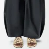 Petal Anagram-sandaler i semsket skinn med strass Petal Anagram-sandaler i semsket skinn med strass
