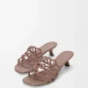 Petal Anagram-sandaler i semsket skinn med strass Petal Anagram-sandaler i semsket skinn med strass