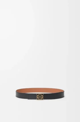 Reversible Anagram belt in smooth calfskin and soft, grainy calfskin