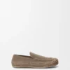 Rio-Loafers i semsket skinn og raffia Rio-Loafers i semsket skinn og raffia