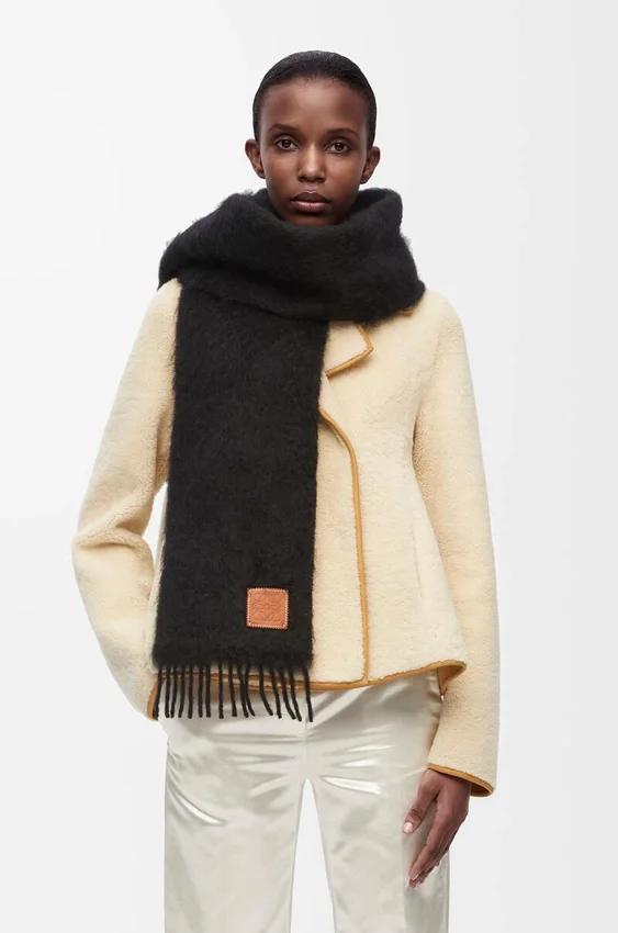 Skjerf i mohair og ull Skjerf i mohair og ull