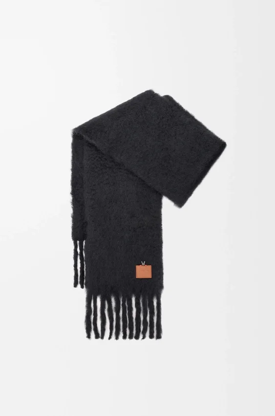 Skjerf i mohair- og ullblanding Skjerf i mohair- og ullblanding