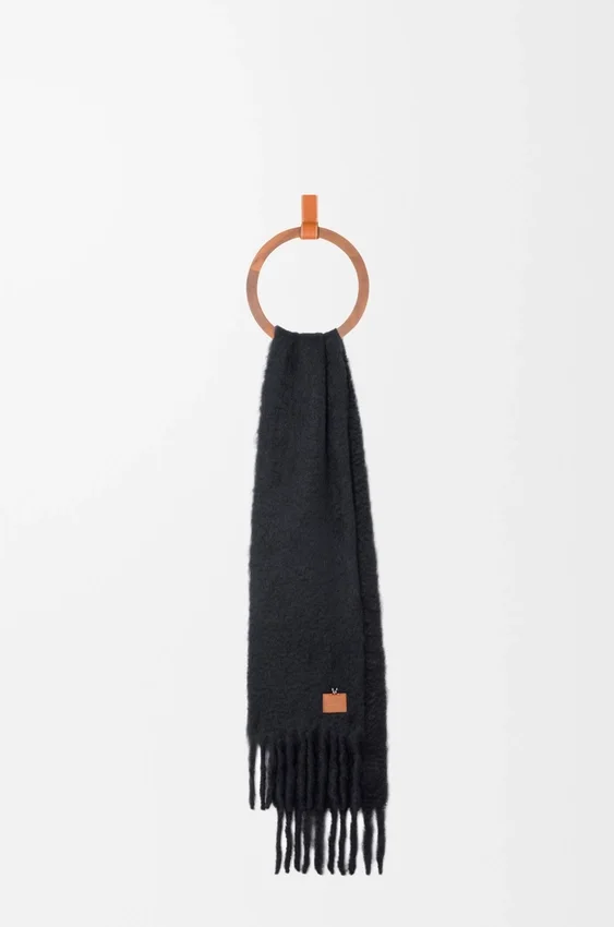 Skjerf i mohair- og ullblanding Skjerf i mohair- og ullblanding