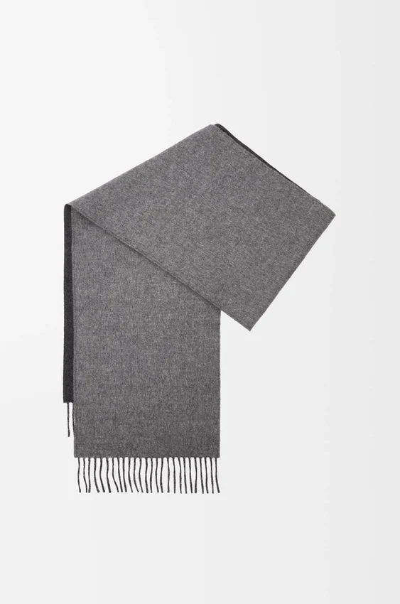 Skjerf i ull og kashmir Skjerf i ull og kashmir