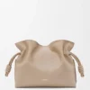 Stor Flamenco-clutch i nappa-kalveskinn