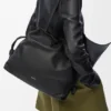 Stor Flamenco-clutch i nappa-kalveskinn