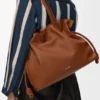 Stor Flamenco-clutch i nappa-kalveskinn