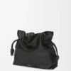 Stor Flamenco-clutch i nappa-kalveskinn