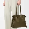 Stor Flamenco-clutch i nappa-kalveskinn
