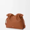 Stor Flamenco-clutch i nappa-kalveskinn