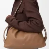 Stor Flamenco Purse i mykt nappa-lammeskinn