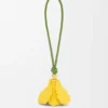 Tulipan-smykke i klassisk kalveskinn Tulipan-smykke i klassisk kalveskinn